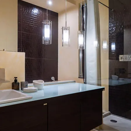 Sweethome Domus 250mq Nel Centro Di Con Vista Sul Teatro Gæstehus Verona