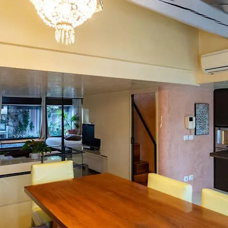 Sweethome Domus 250mq Nel Centro Di Con Vista Sul Teatro Gæstehus Verona