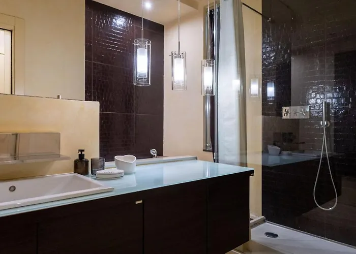 Sweethome Domus 250mq Nel Centro Di Con Vista Sul Teatro 4* 베로나