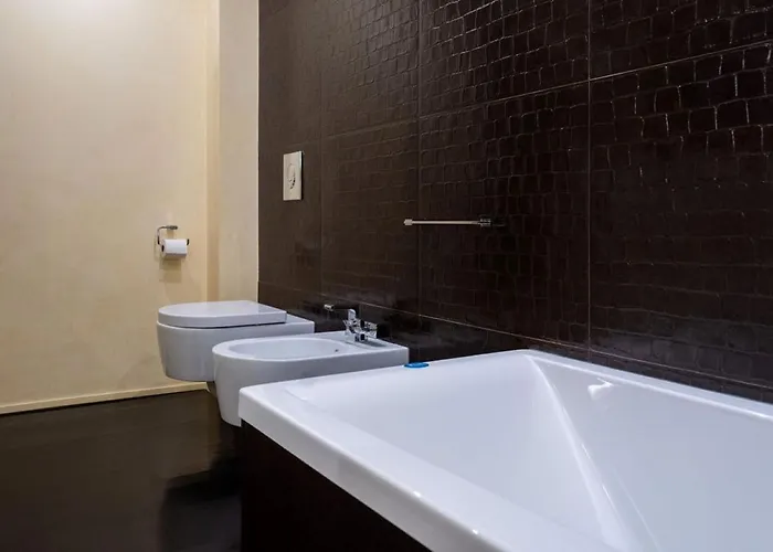 Sweethome Domus 250mq Nel Centro Di Con Vista Sul Teatro