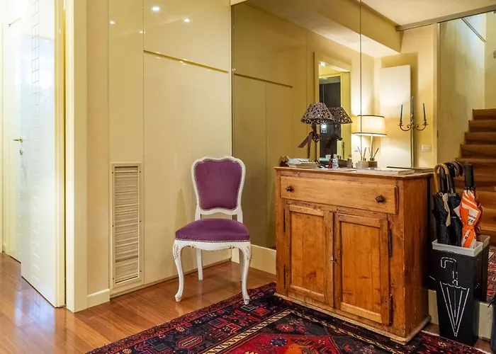 Sweethome Domus 250mq Nel Centro Di Con Vista Sul Teatro 게스트하우스 베로나