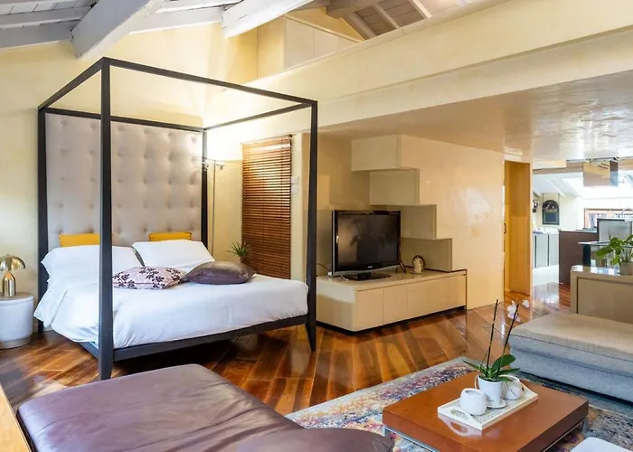 Sweethome Domus 250mq Nel Centro Di Con Vista Sul Teatro 베로나